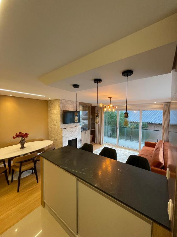 Apartamento Espetacular, 2 Suites, A 30M Da Rua Coberta Gramado Extérieur photo
