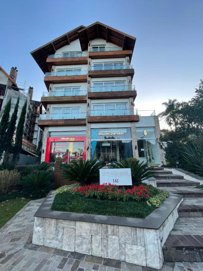 Apartamento Espetacular, 2 Suites, A 30M Da Rua Coberta Gramado Extérieur photo