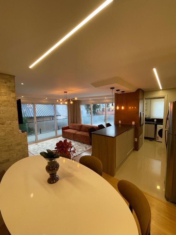 Apartamento Espetacular, 2 Suites, A 30M Da Rua Coberta Gramado Extérieur photo